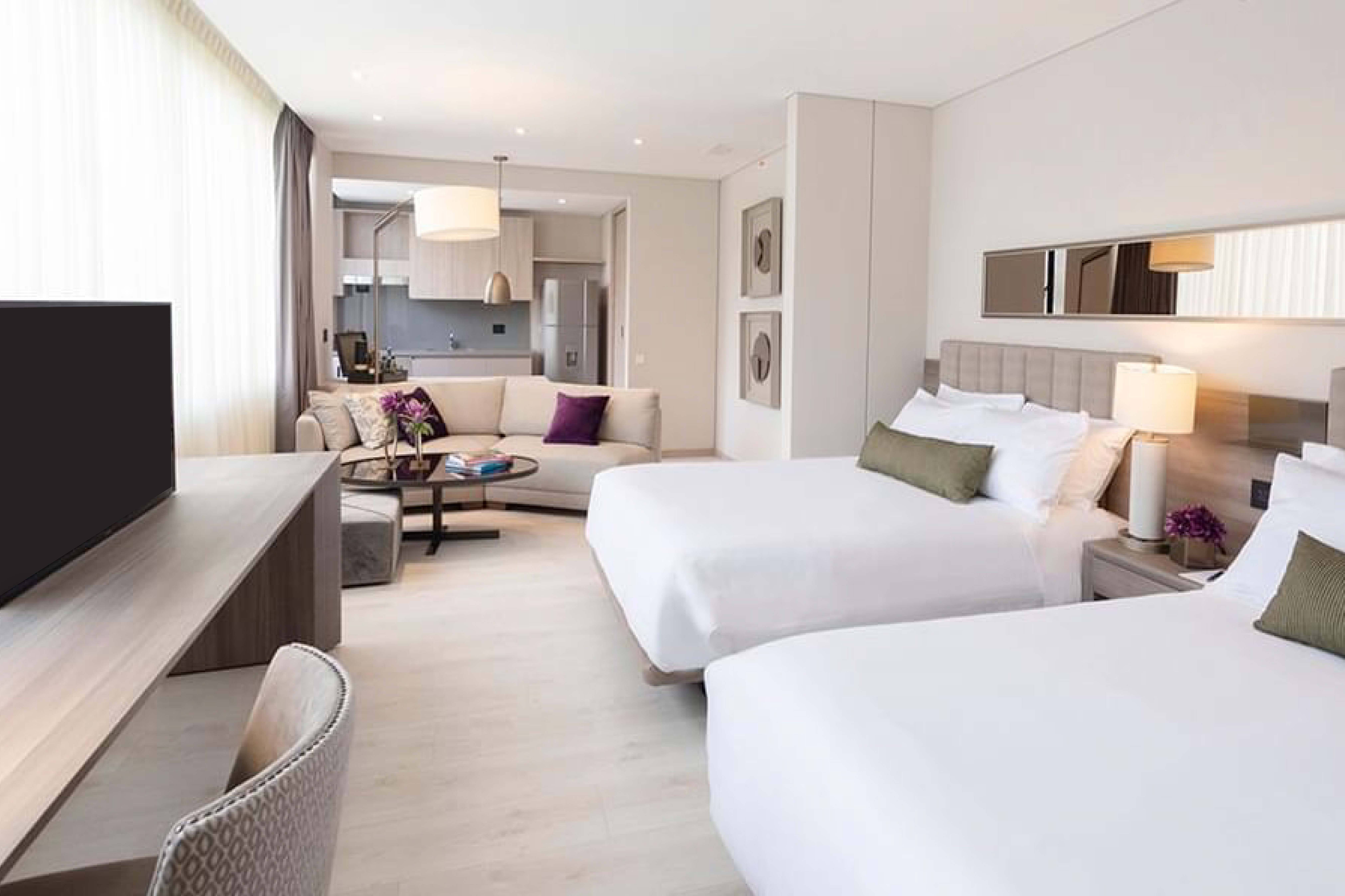 EMERALD, STUDIO, 2 DOUBLE BEDS, KITCHENETTE
