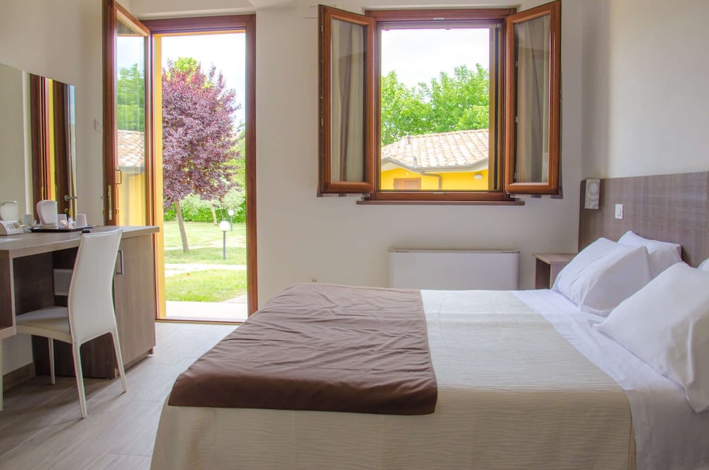 Villaggio Albergo Le Macerine 14/46