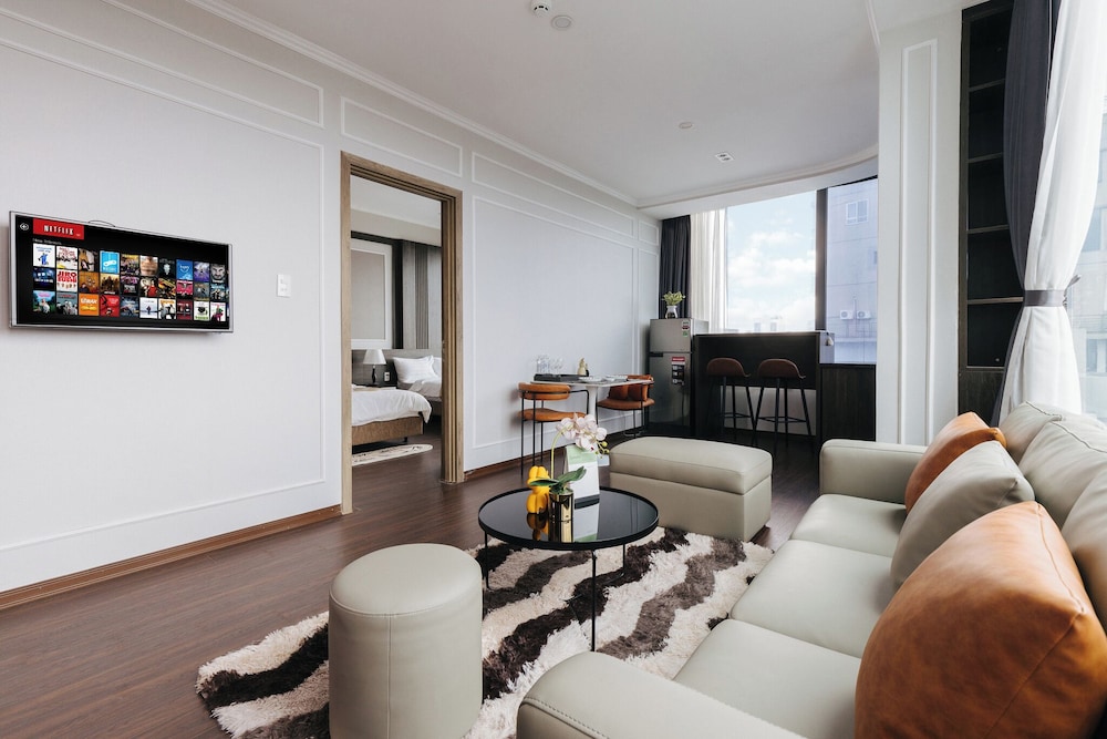 Ivy Luxury Hotel & Apartment 39/55
