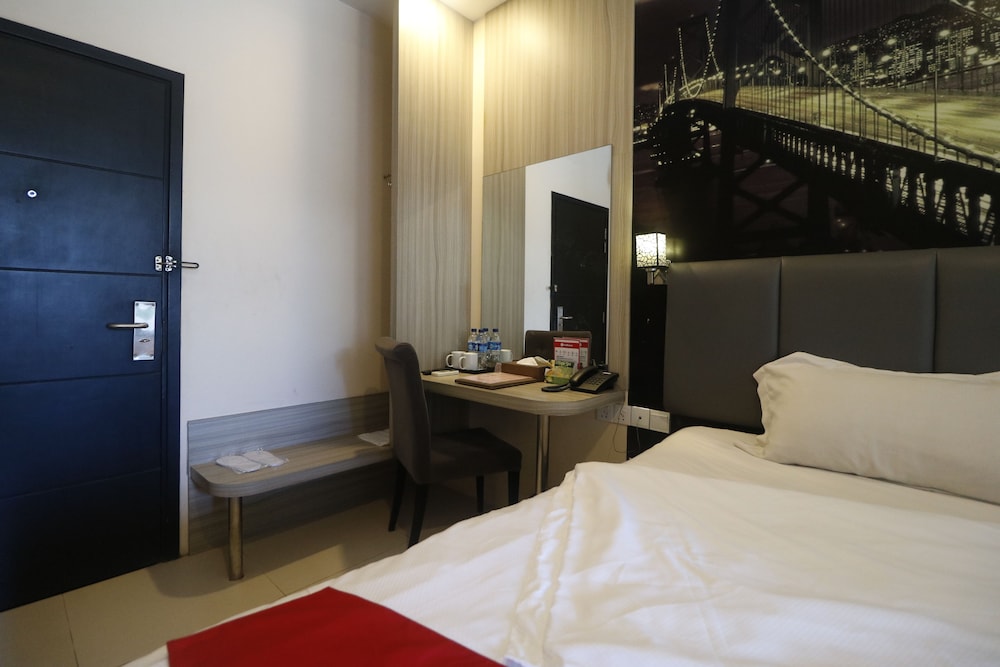 OS Hotel Tanjung Uncang Batam 12/27