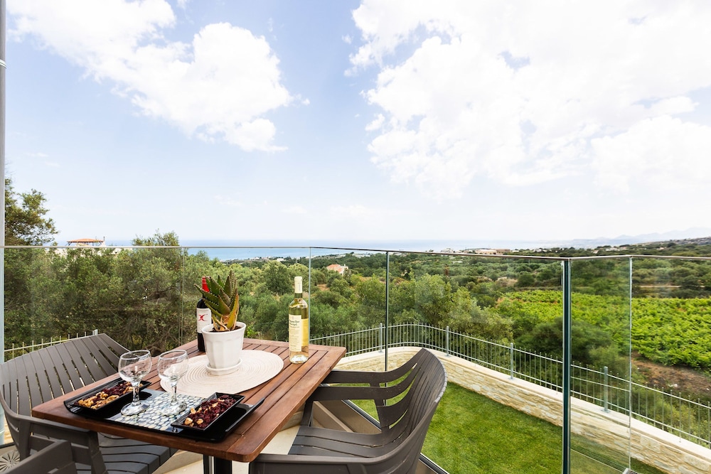 Vigla Suites 46/58