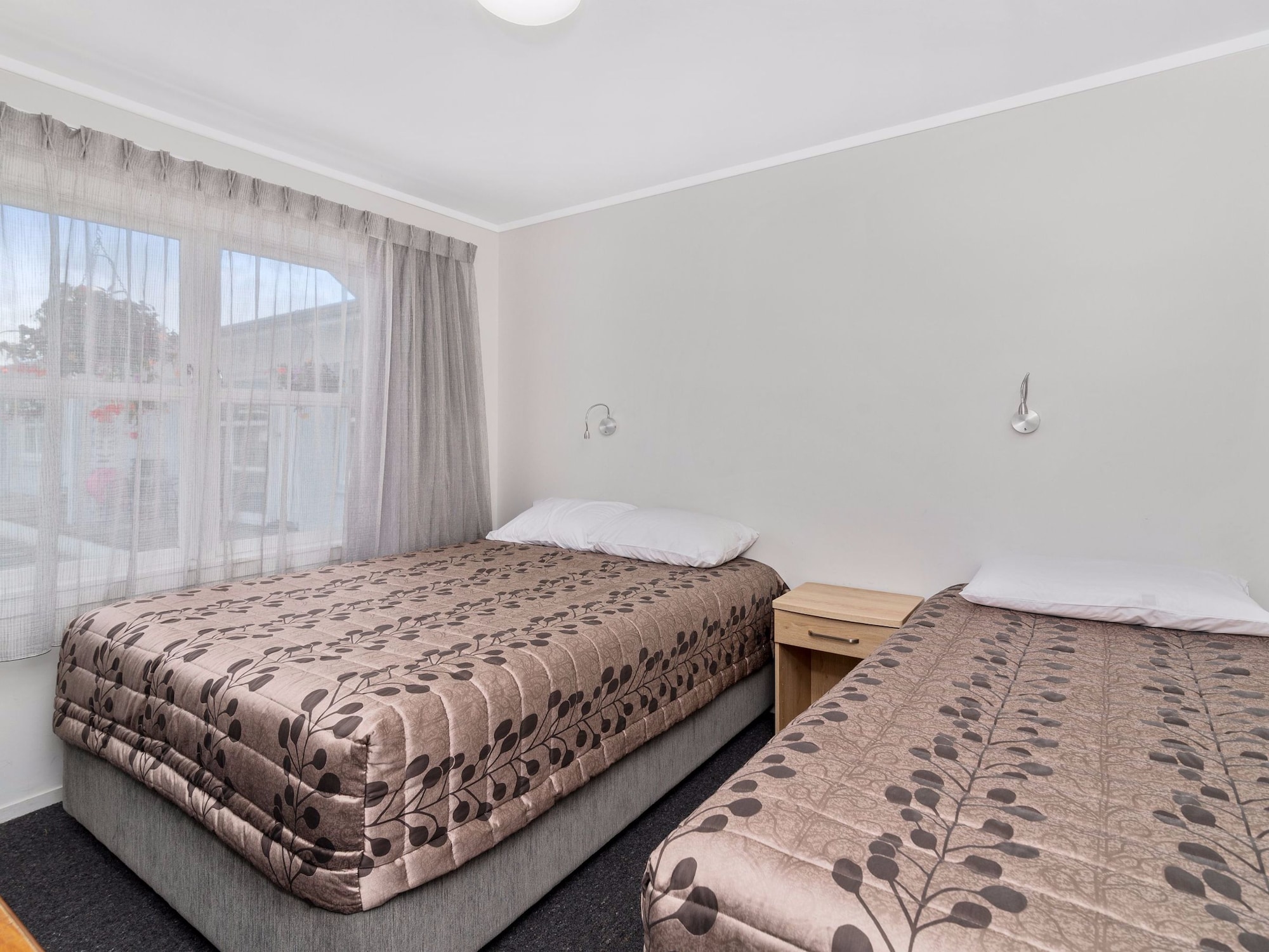 2 BEDROOMS, FAMILY, APARTMENT