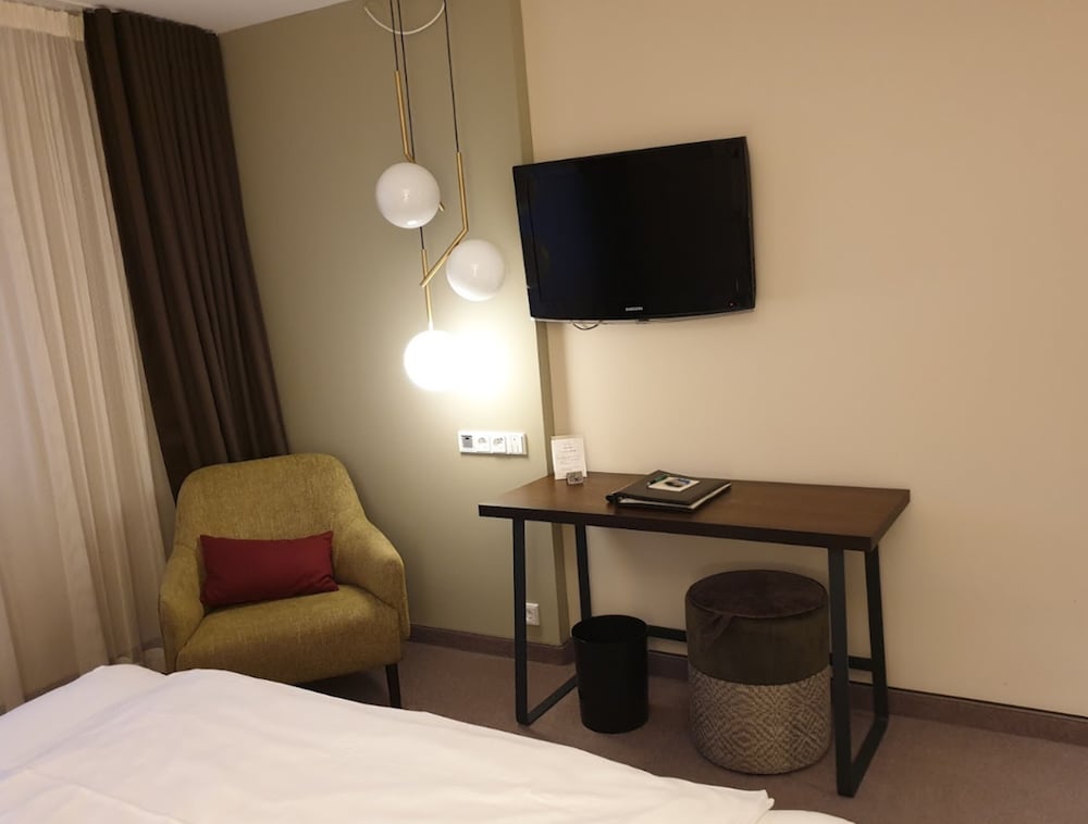 Parkhotel Schmid 54/63