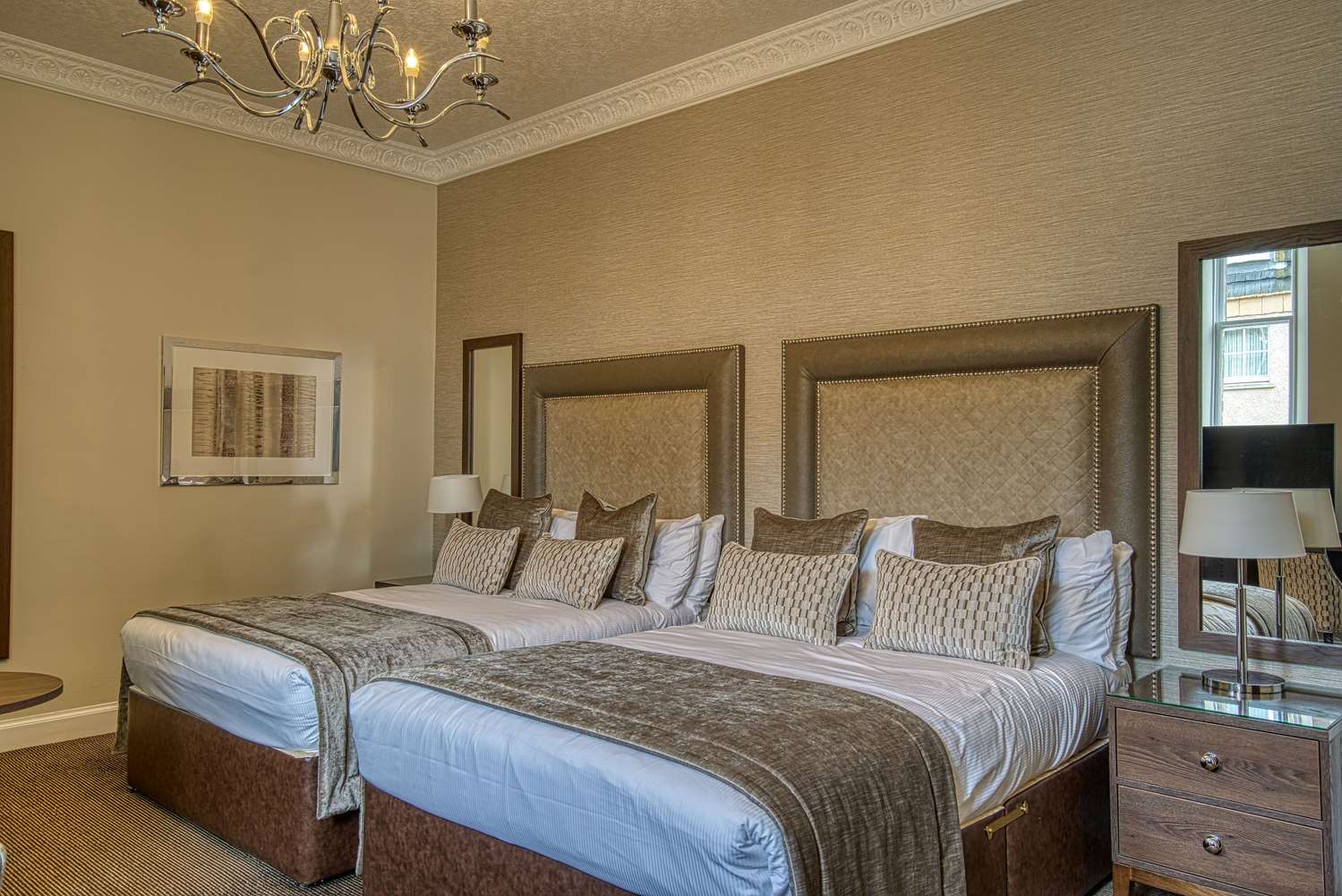 Standard, Twin Beds