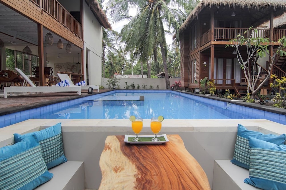 Sadev Resort 25/50