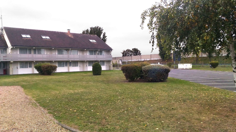 CAMPANILE CONFLANS SAINTE HONORINE 41/49