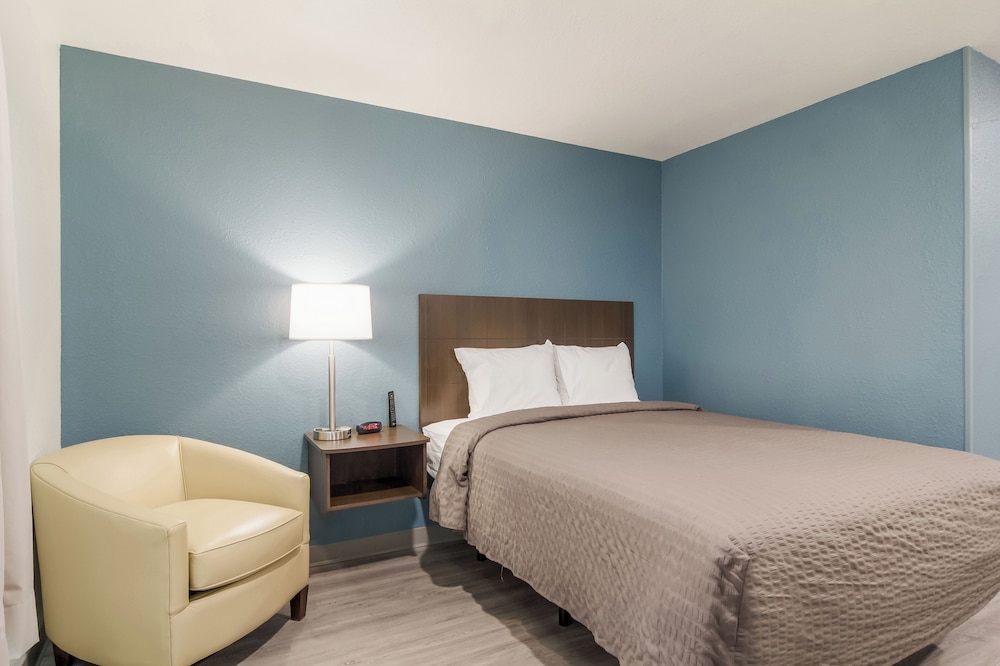 WoodSpring Suites Charlotte Airport 21/66