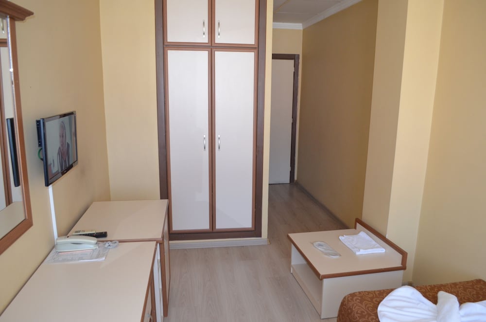 Ayvalik Palas Hotel 45/45