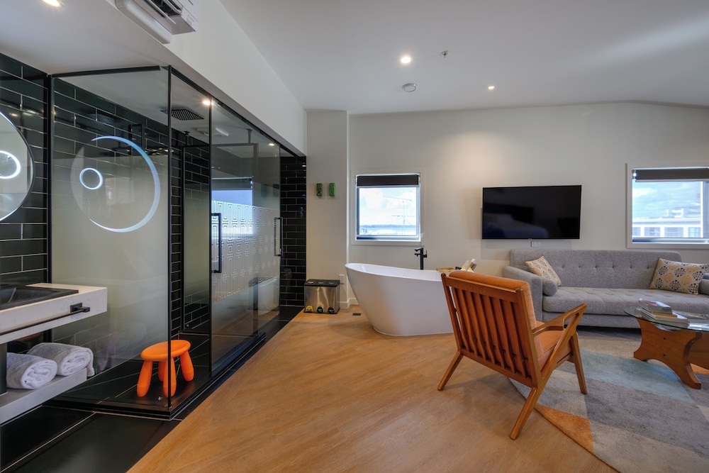 Ohtel Auckland 33/50