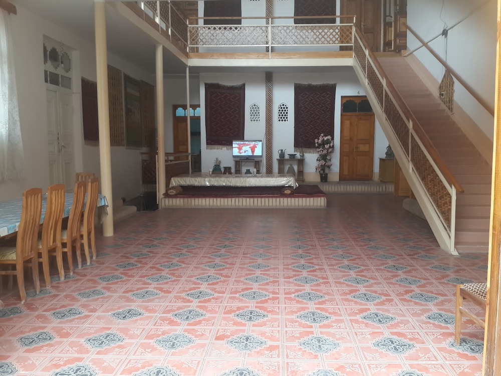 Islambek Hotel 20/40