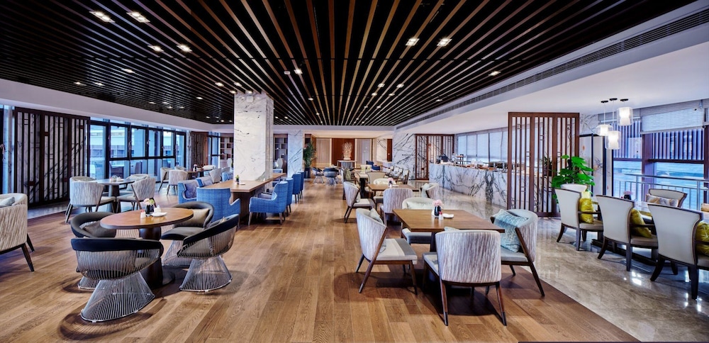 Hualuxe Suzhou Bay Hot Spring Resort 39/72