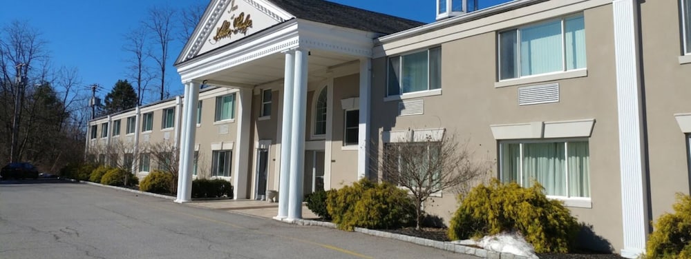 Inn at Arbor Ride Hotel and Conference Center 1/27