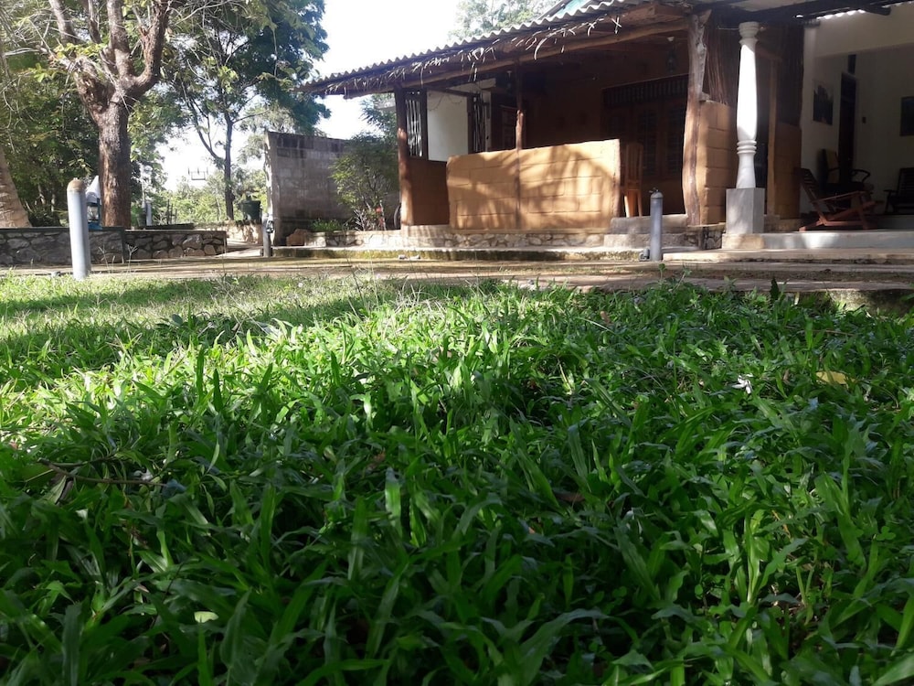 Ladun Sigiri Villa 29/33
