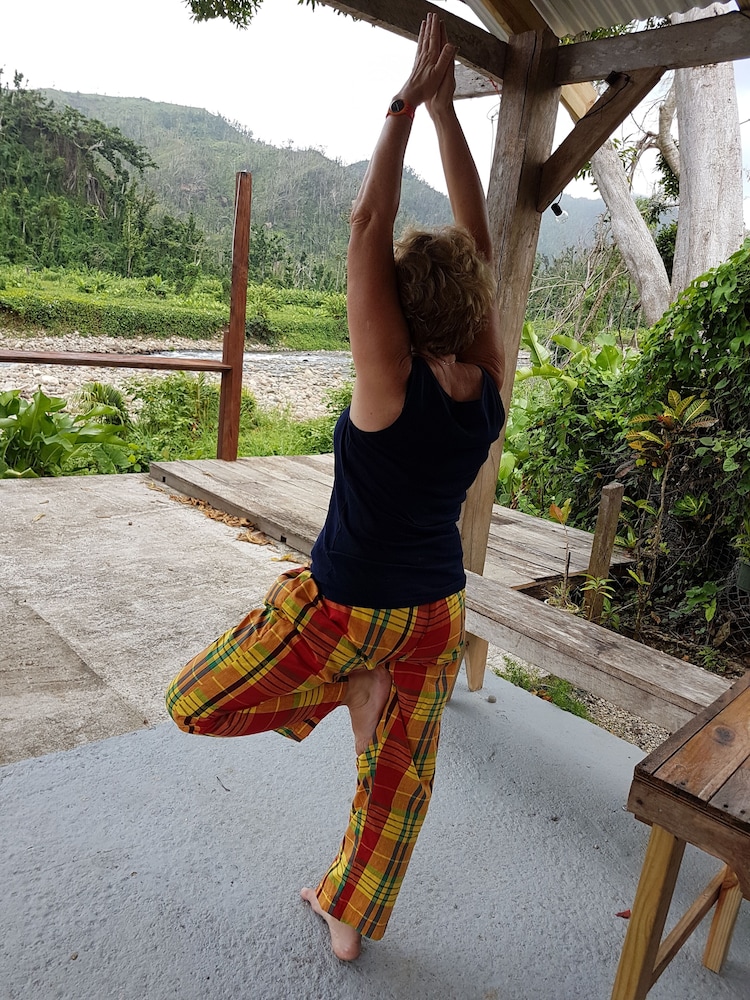Hibiscus Valley Inn 46/50