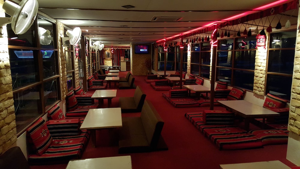 Al Safina Kijal Beach Resort & Restaurant 32/47