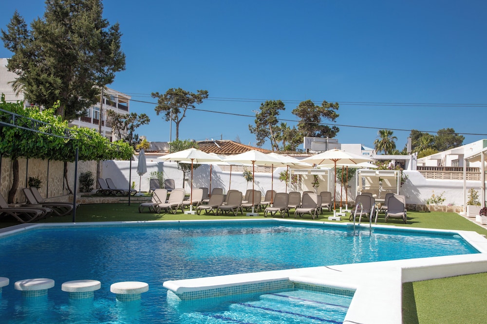 Hotel Bahia Playa 47/50