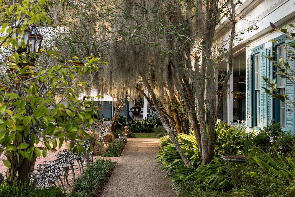 The Myrtles 40/50