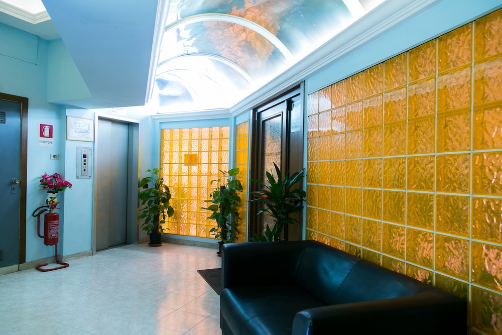 Hotel Altavilla 9 7/51