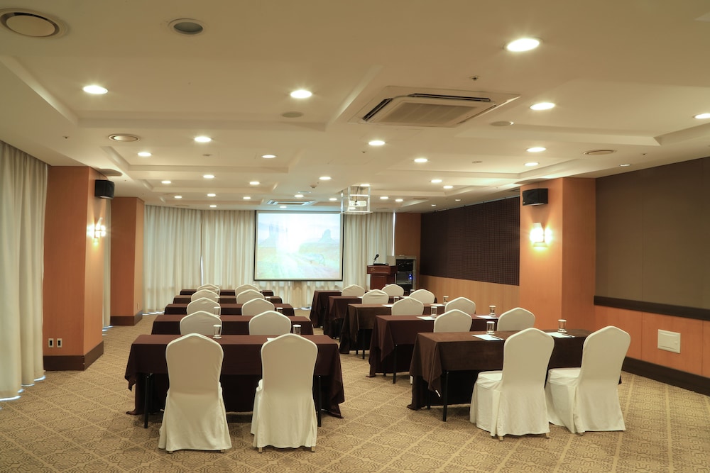 Ocean Suites Hotel Jeju 37/50