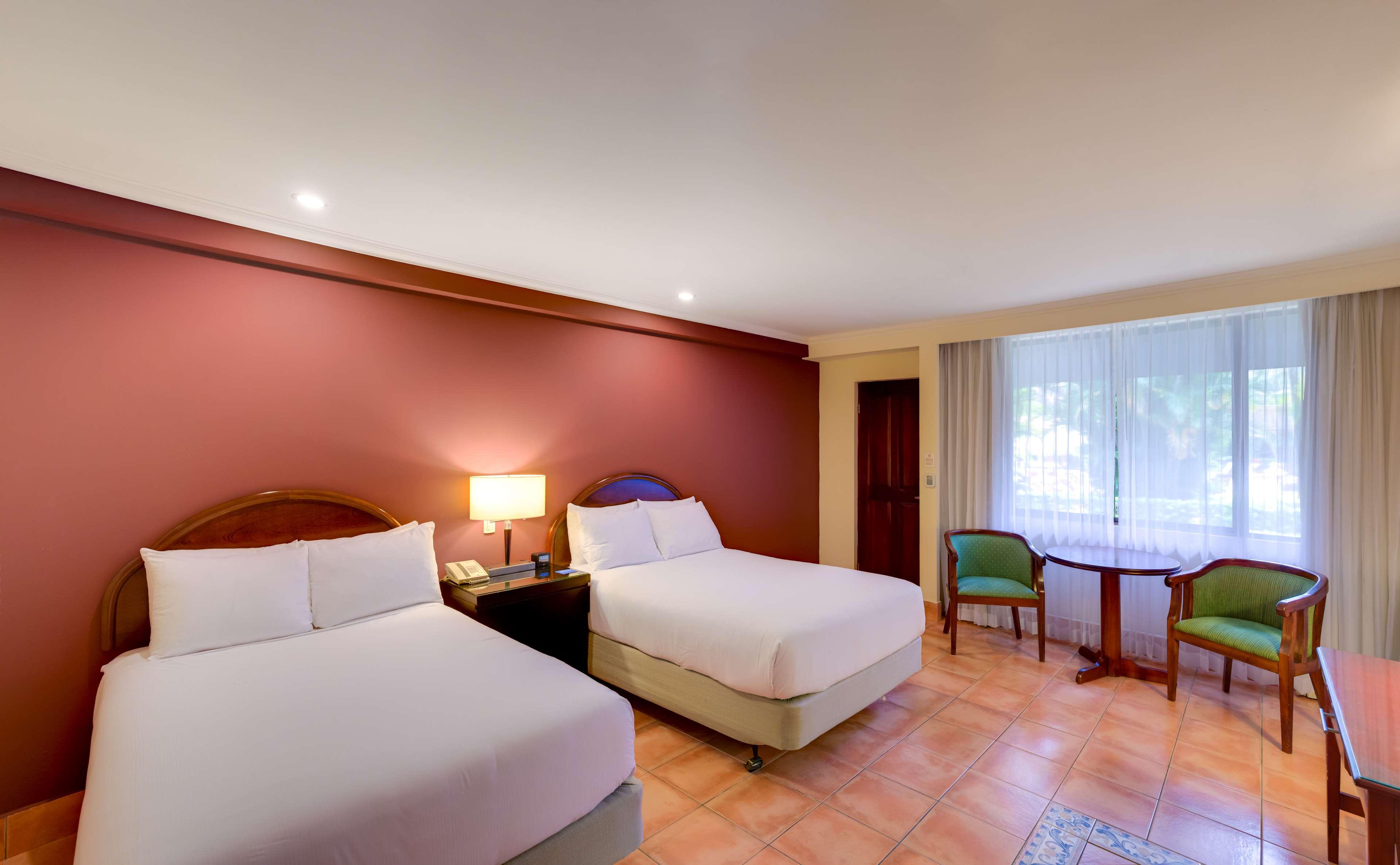 EXECUTIVE, 2 DOUBLE BEDS, BALCONY, LOUNGE ACCESS