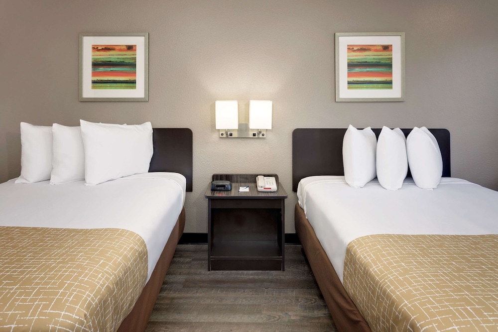 Travelodge by Wyndham College Park 9/25