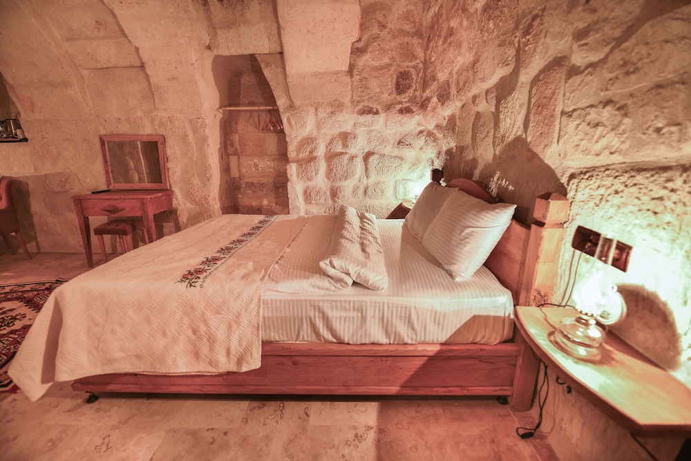 Mosaic Cave Hotel 6/50