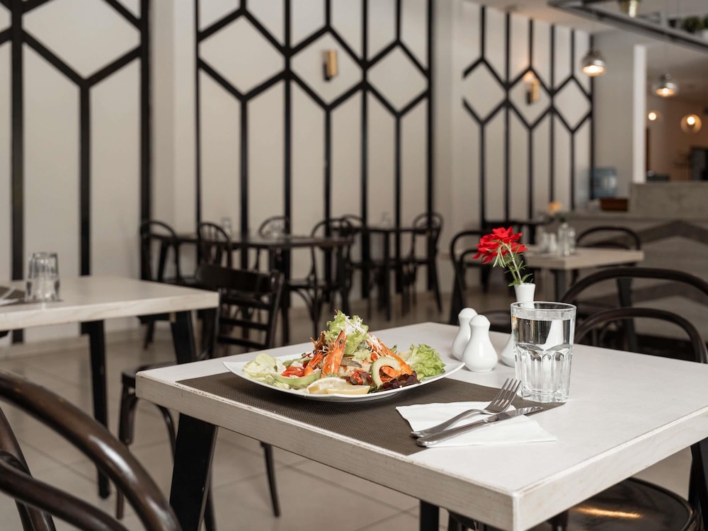 ibis Meknes 34/50