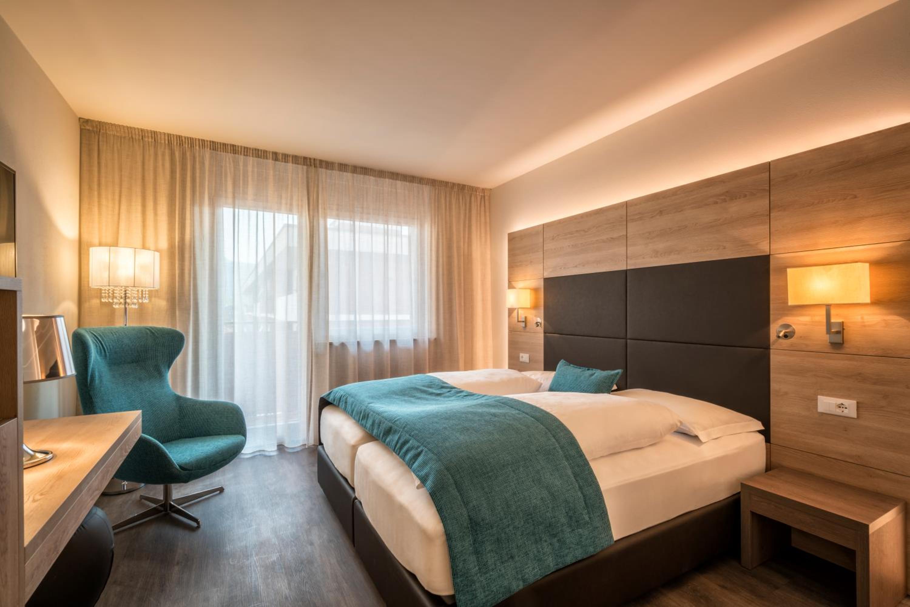 Room, Double or Twin Bed, Annex