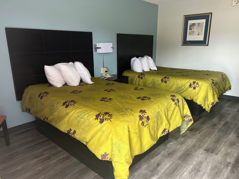 American Inn Pontotoc 19/46