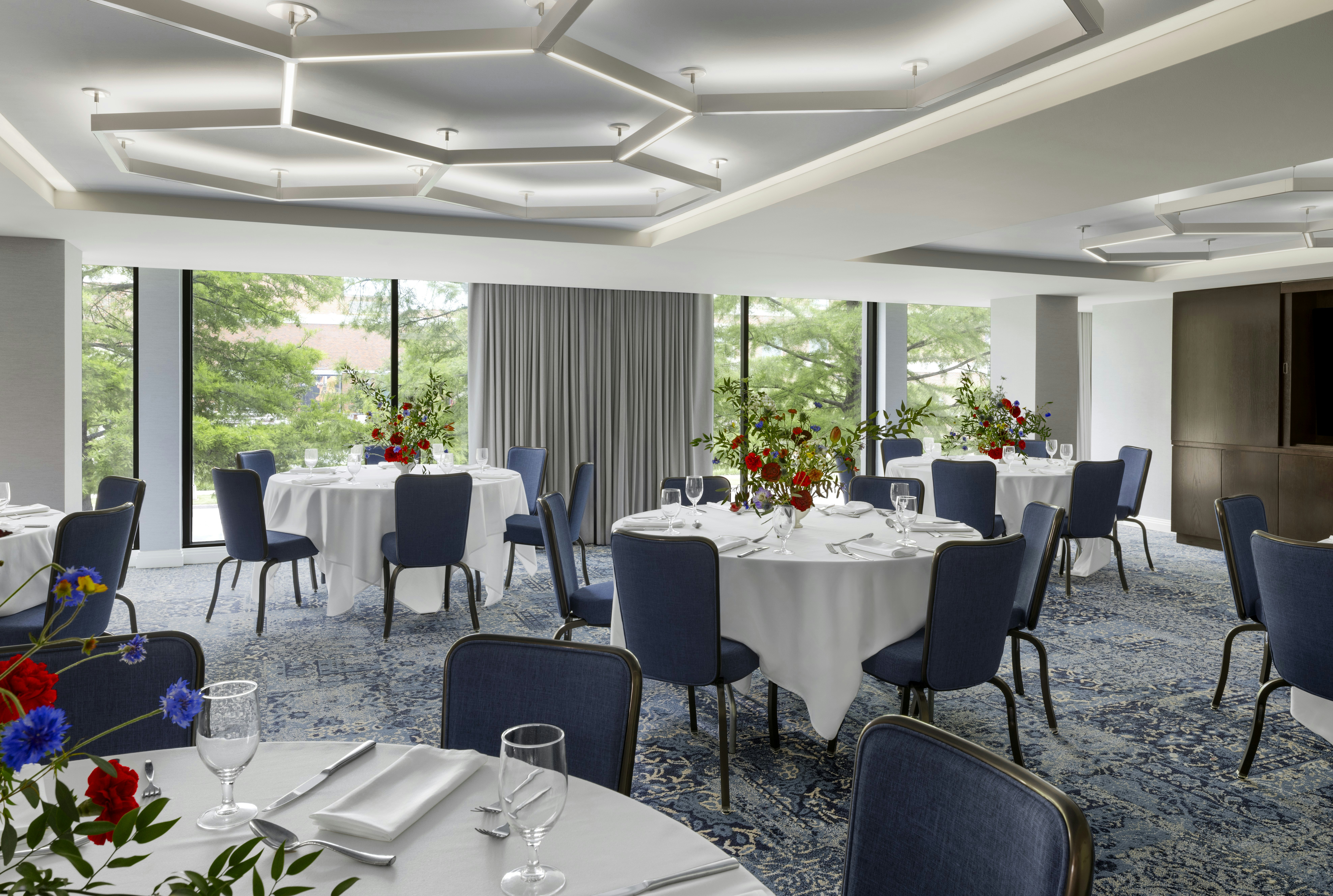 Graduate by Hilton Dallas 44/50