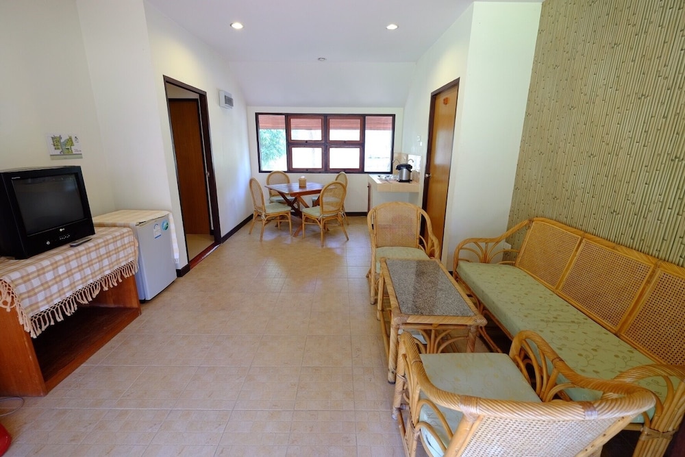 Suan Ban Krut Beach Resort 45/66