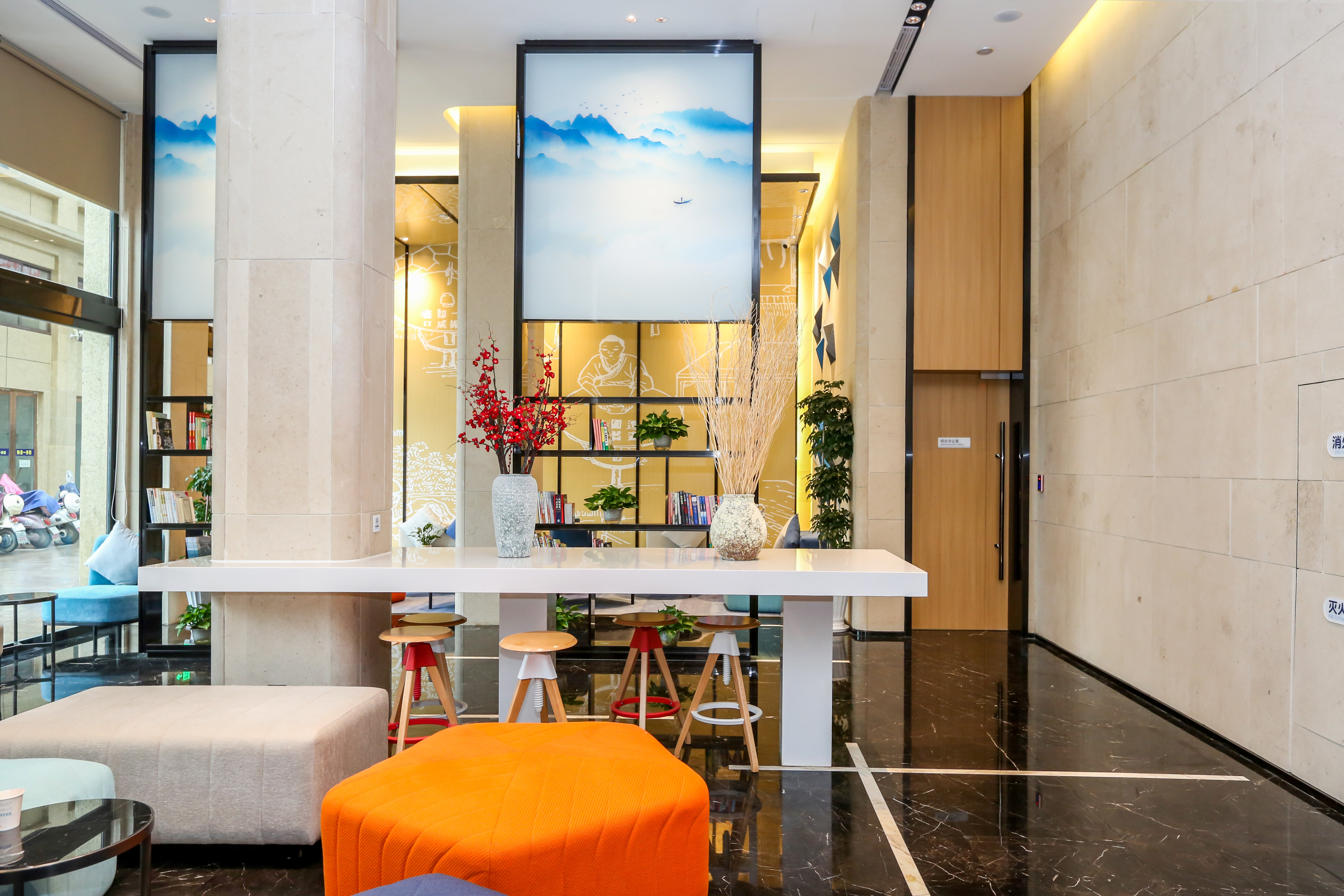Holiday Inn Express Jingdezhen Taoxichuan 36/45