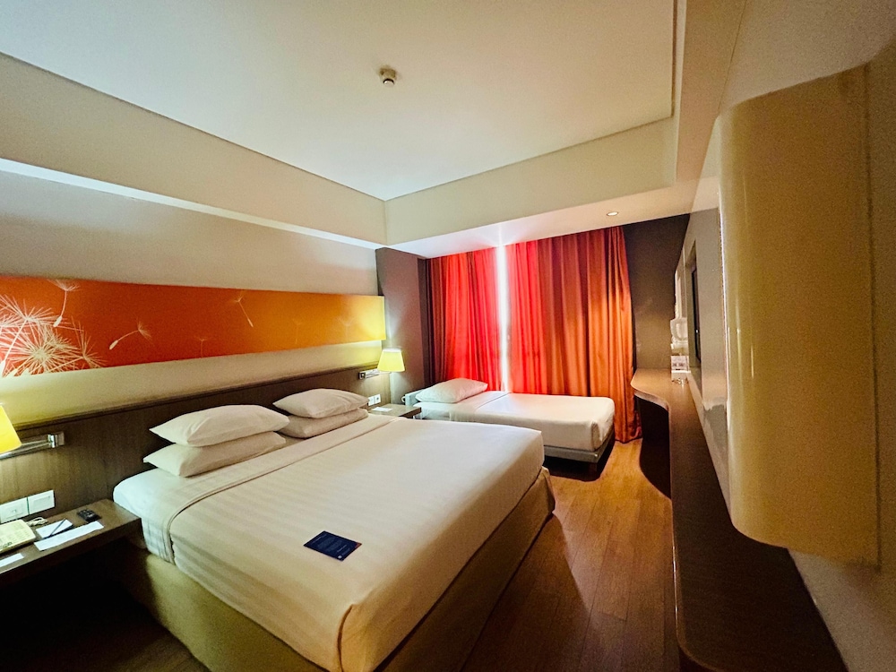SUPERIOR, TRIPLE, DOUBLE BED