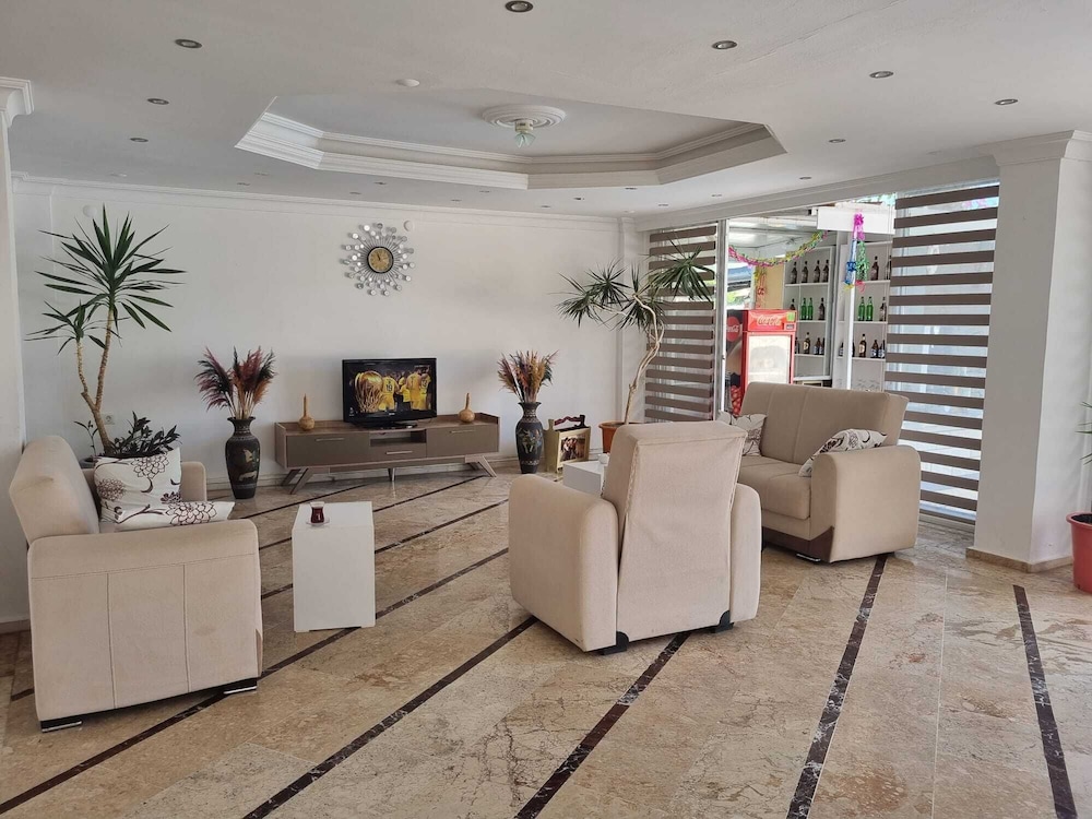 Habesos Hotel 6/50