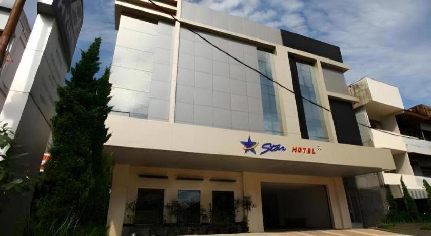 Star Hotel Pontianak 2/39