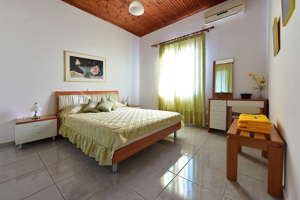 Mouzakis Villas 8/37