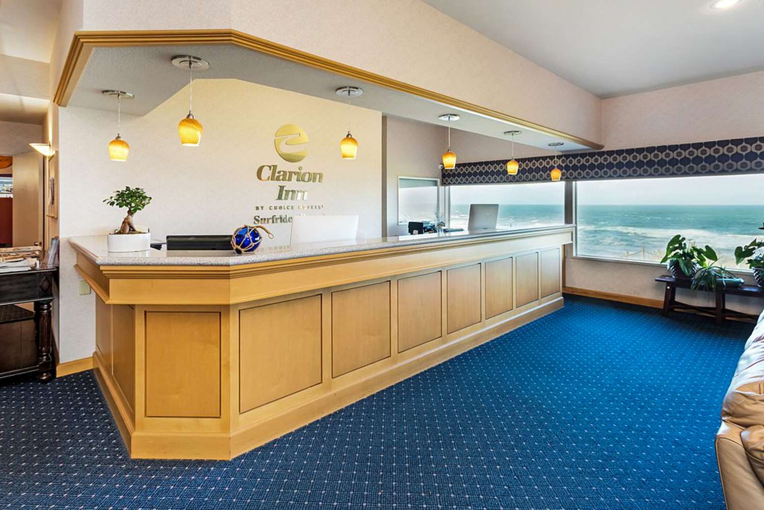 Clarion Inn Surfrider Resort 2/25