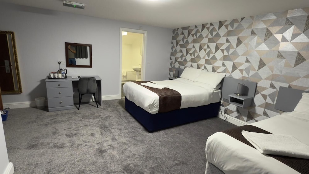 The Terrace Lodge Hotel 24/48