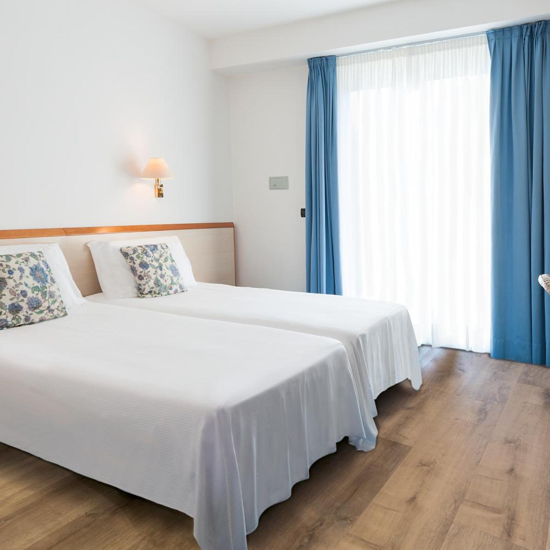 Hotel Bauer & Sporting 8/50