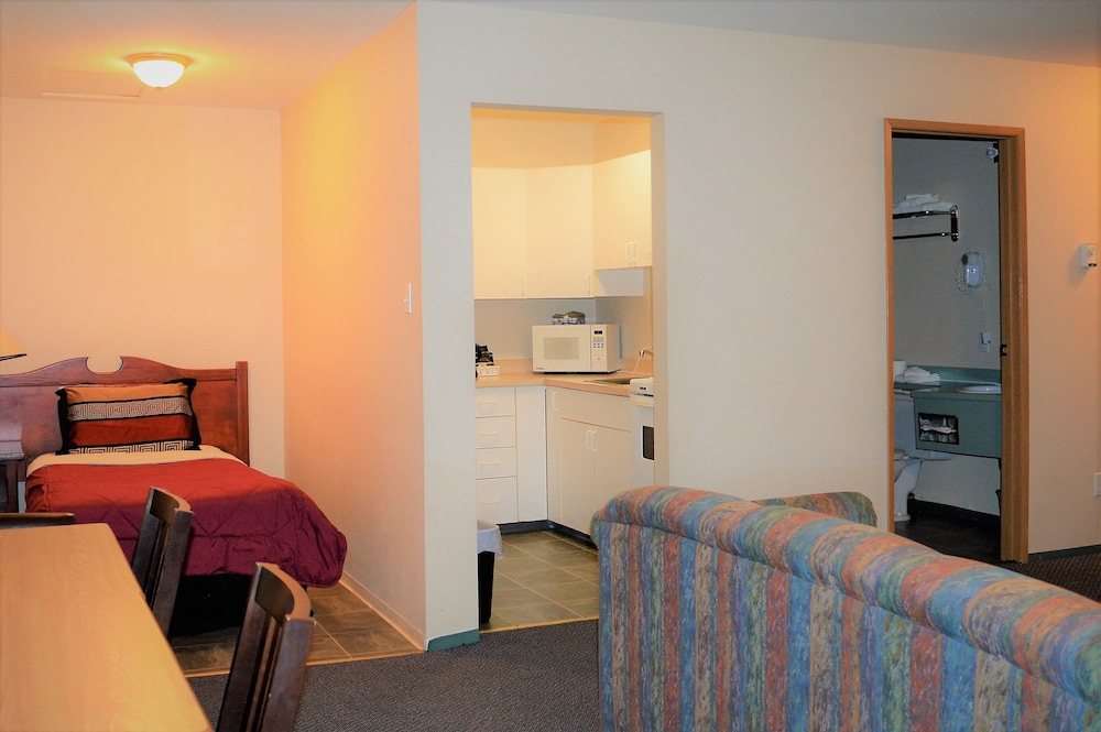 Travelodge By Wyndham Mcbride 24/45