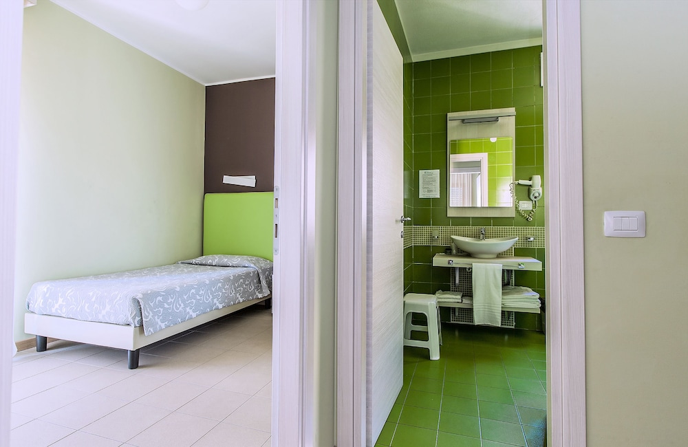 Hotel Residence Ulivi E Palme 16/71