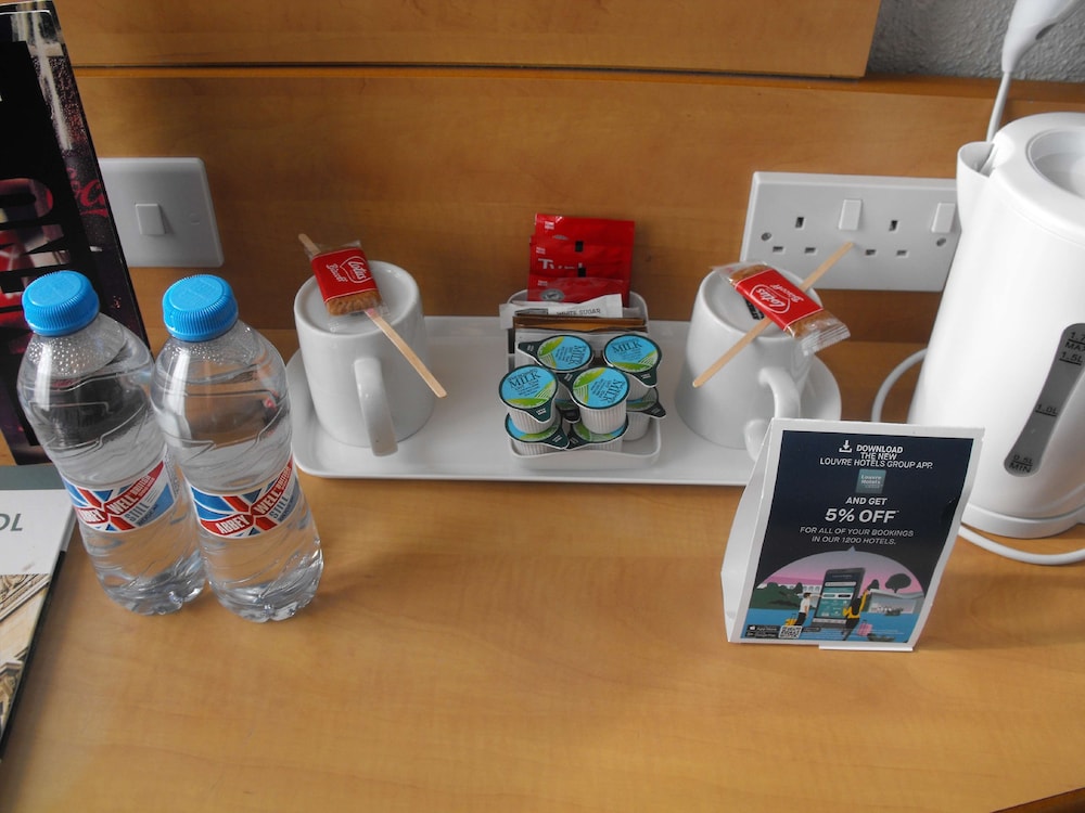 Travelodge Liverpool Central Queens Dock and Arena 12/27