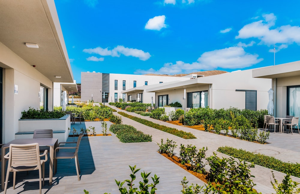 Vila Baleira Village 30/35