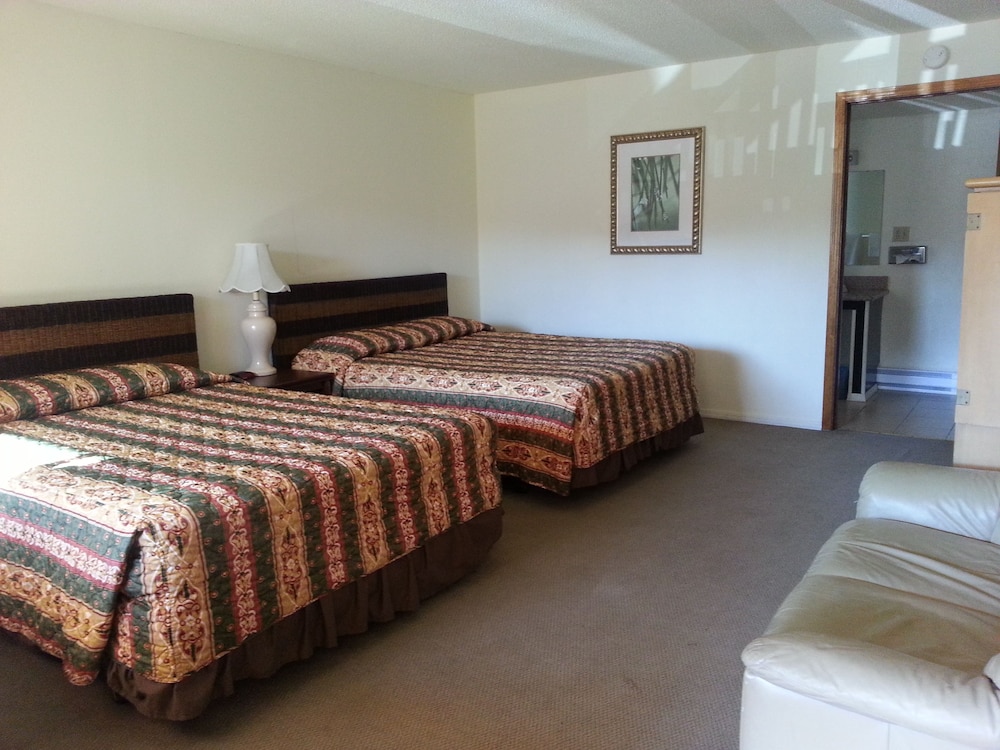 Shelton Inn 10/51
