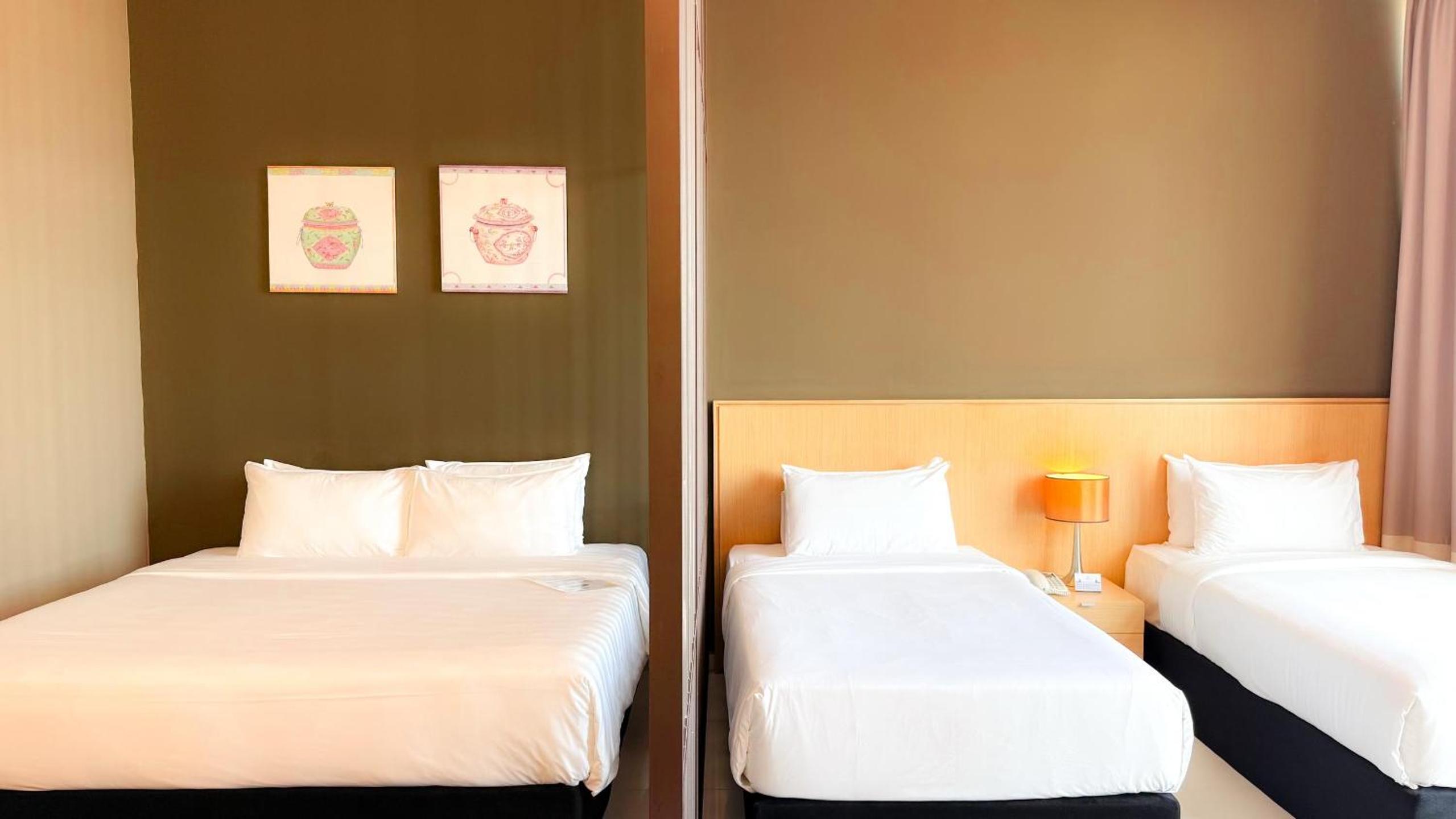 Heritage, Family Suite, Twin Beds, King Bed, with View
