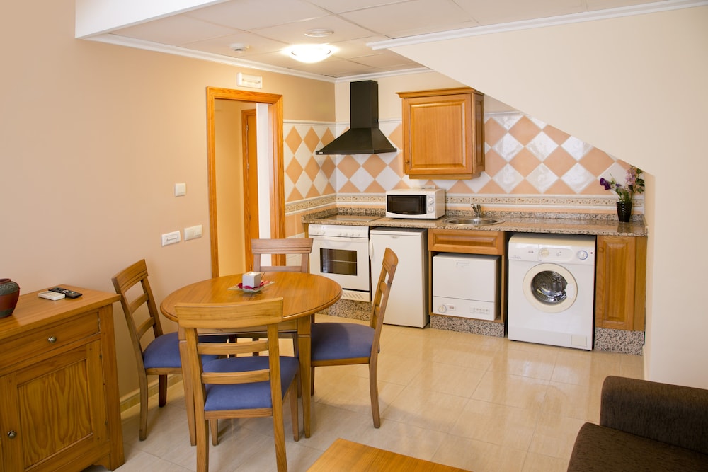 APARTHOTEL PINOSOL 22/34