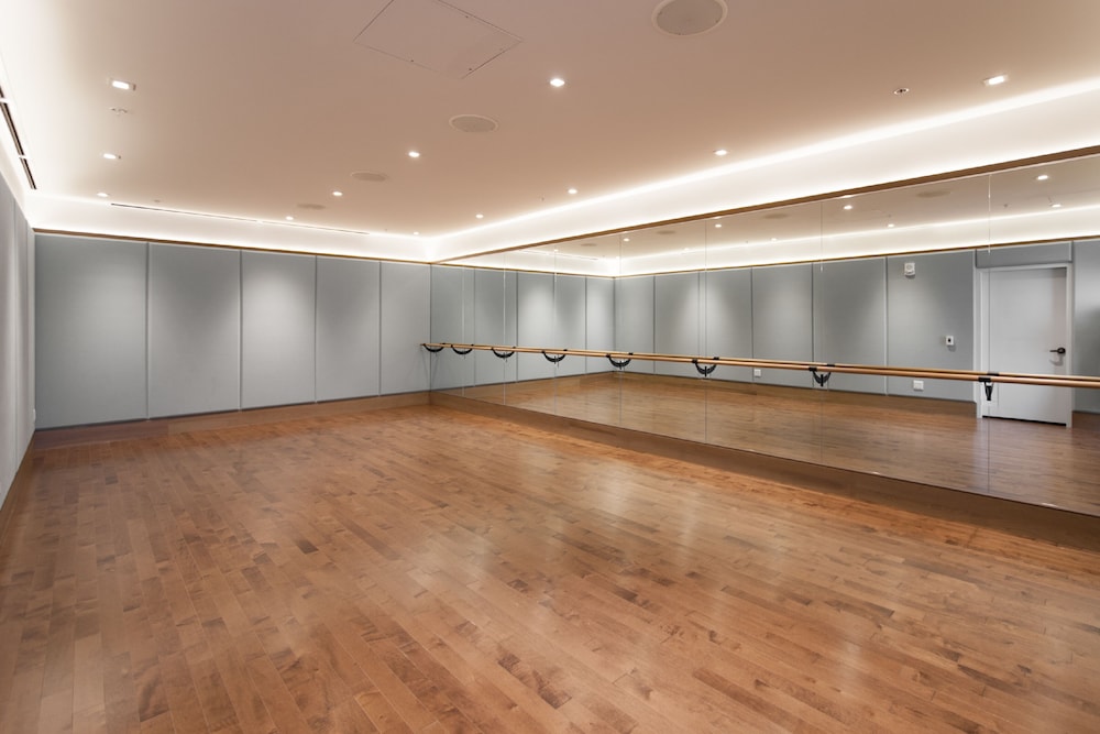 Real Select at the Ritz Carlton Residences, Waikiki Beach 25/50