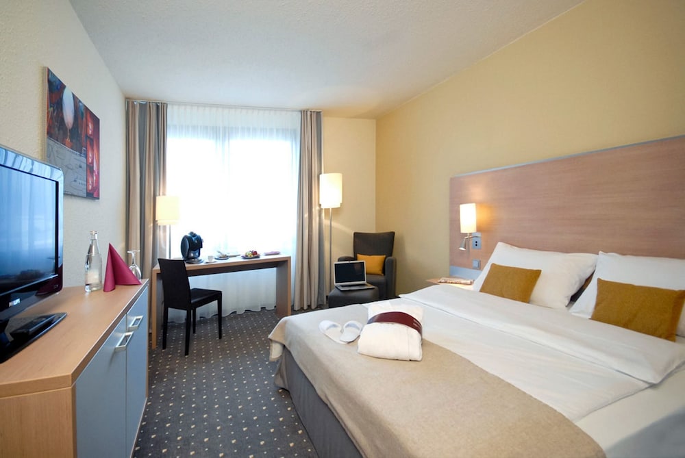 Vienna House Easy by Wyndham Frankfurt Airport 16/60