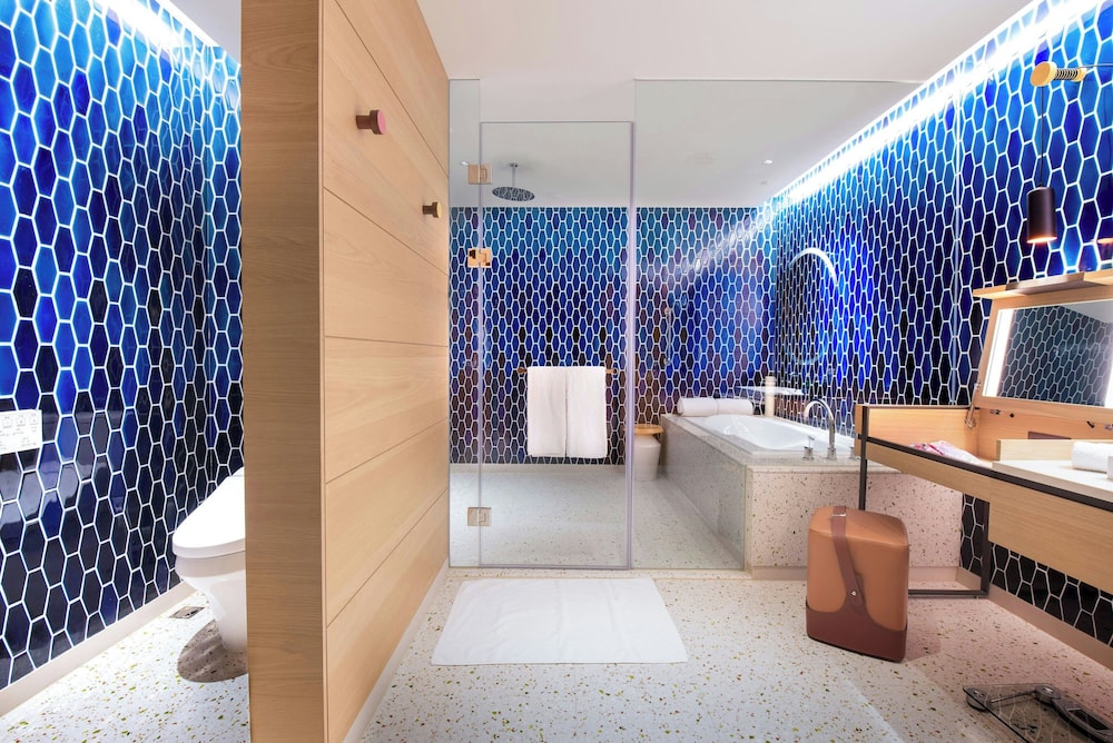 غرفة بريميوم بسريرين منفصلين مع أريكة، HOTEL INDIGO KAOHSIUNG CENTRAL PARK 3/3