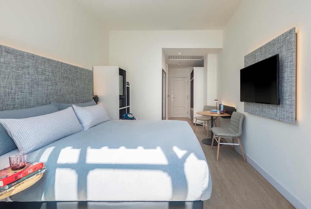 Connecting, Innside, Premium, 2 Double Beds